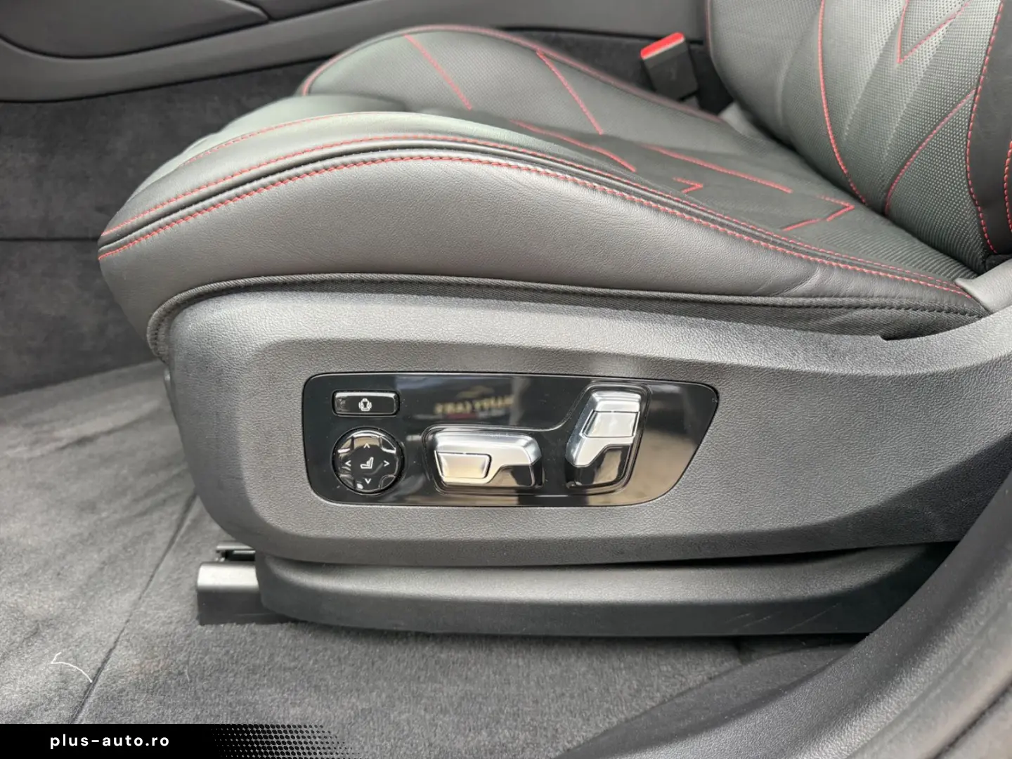 BMW XM RED Label-751PS-LIMITIERT 1 500 Stück