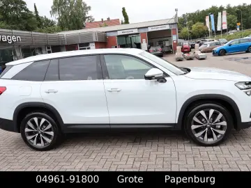 SKODA Kodiaq 1 5 TSI Selection DSG Head Up 7 Sitzer