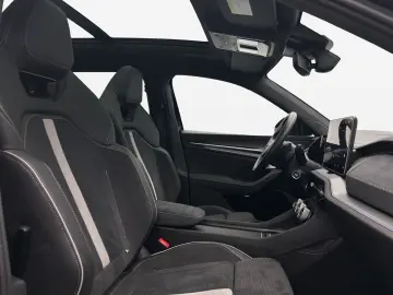SKODA Kodiaq 2.0 TSI 4x4 Sportline DSG 7-Sitzer HUD Pa