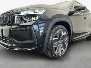 SKODA Kodiaq 2.0 TSI 4x4 Sportline DSG 7-Sitzer HUD Pa