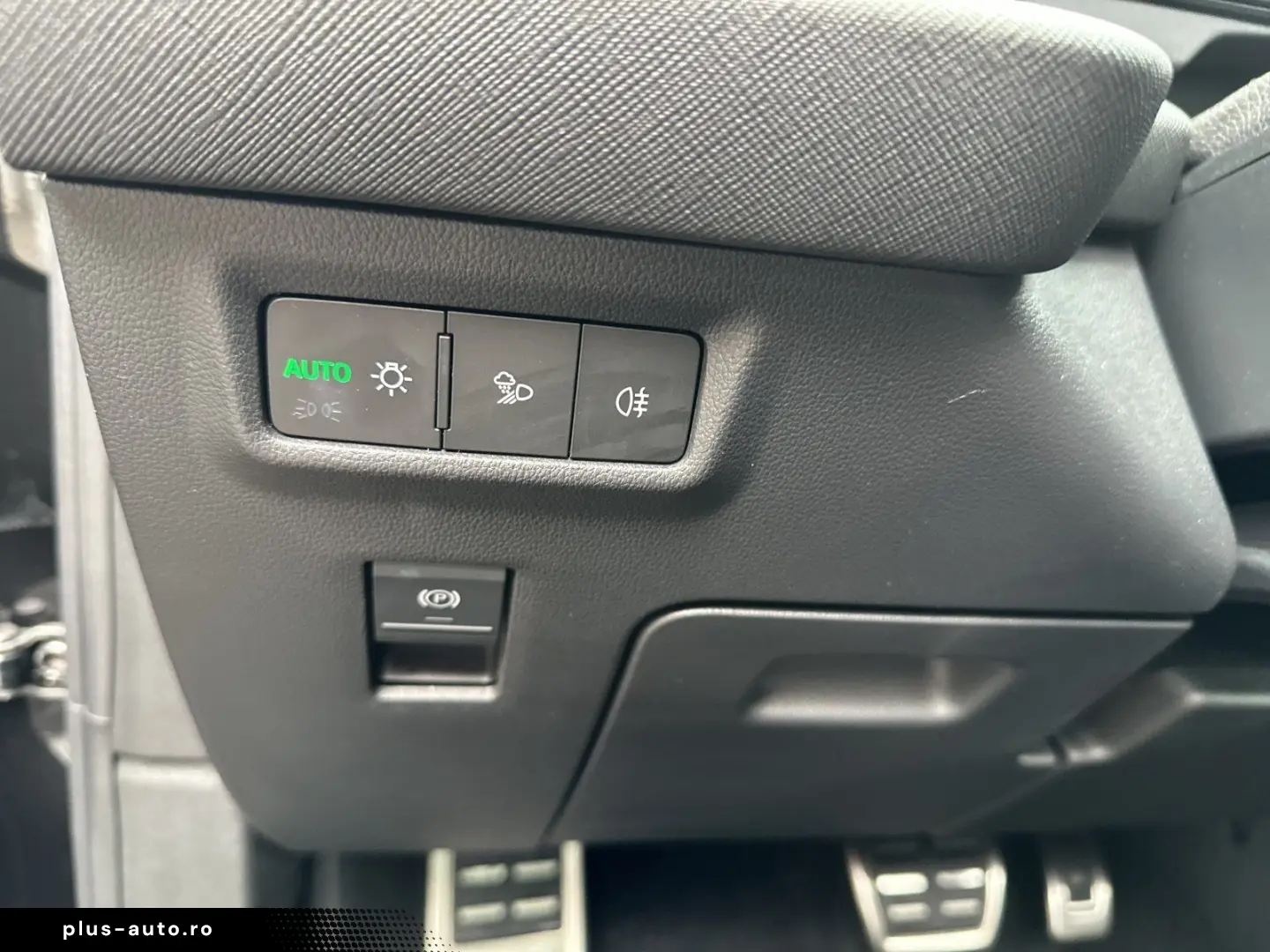 SKODA Kodiaq SPORTLINE LED KAMERA 7-SITZE PANO-DACH