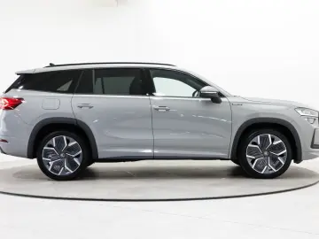 SKODA Kodiaq 2.0 TSI 4x4 DSG Sportline 7-S. Pano Stdhz