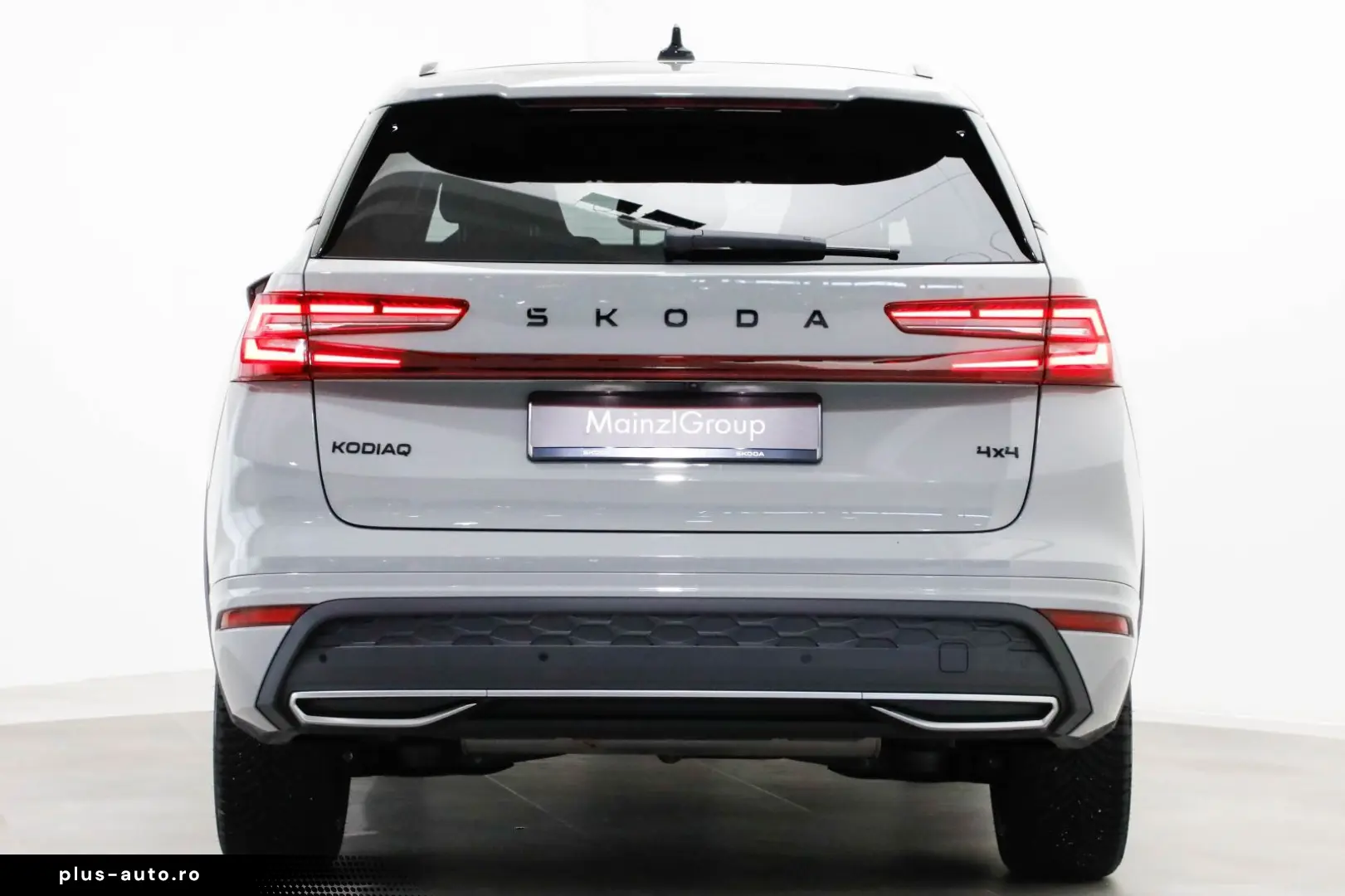 SKODA Kodiaq 2.0 TSI 4x4 DSG Sportline 7-S. Pano Stdhz