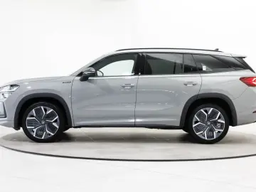 SKODA Kodiaq 2.0 TSI 4x4 DSG Sportline 7-S. Pano Stdhz