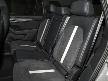 SKODA Kodiaq 2.0 TSI 4x4 DSG Sportline 7-S. Pano Stdhz