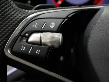 SKODA Kodiaq 2.0 TSI 4x4 DSG Sportline 7-S. Pano Stdhz