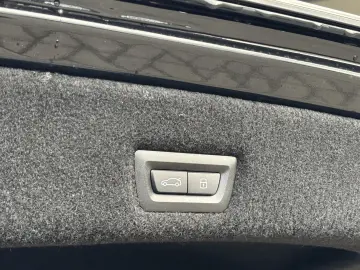 BMW 750 e xDrive M-Sport