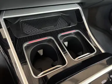 BMW 750 e xDrive M-Sport