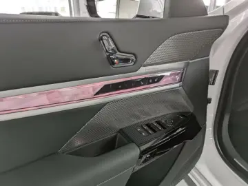 BMW 740d xDrive M Sportpaket