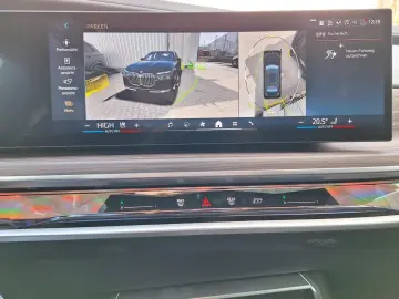 BMW 750e xDrive ExecLounge TV Massage Ventil SoftClose