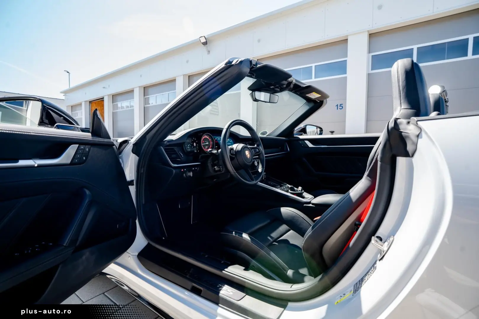 PORSCHE 992.1 Carrera 4 GTS Cabrio   Lift   Bose   18 W