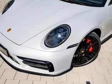 PORSCHE 992.1 Carrera 4 GTS Cabrio   Lift   Bose   18 W
