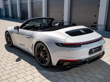 PORSCHE 992.1 Carrera 4 GTS Cabrio   Lift   Bose   18 W