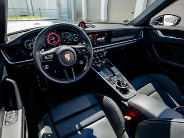 PORSCHE 992.1 Carrera 4 GTS Cabrio   Lift   Bose   18 W