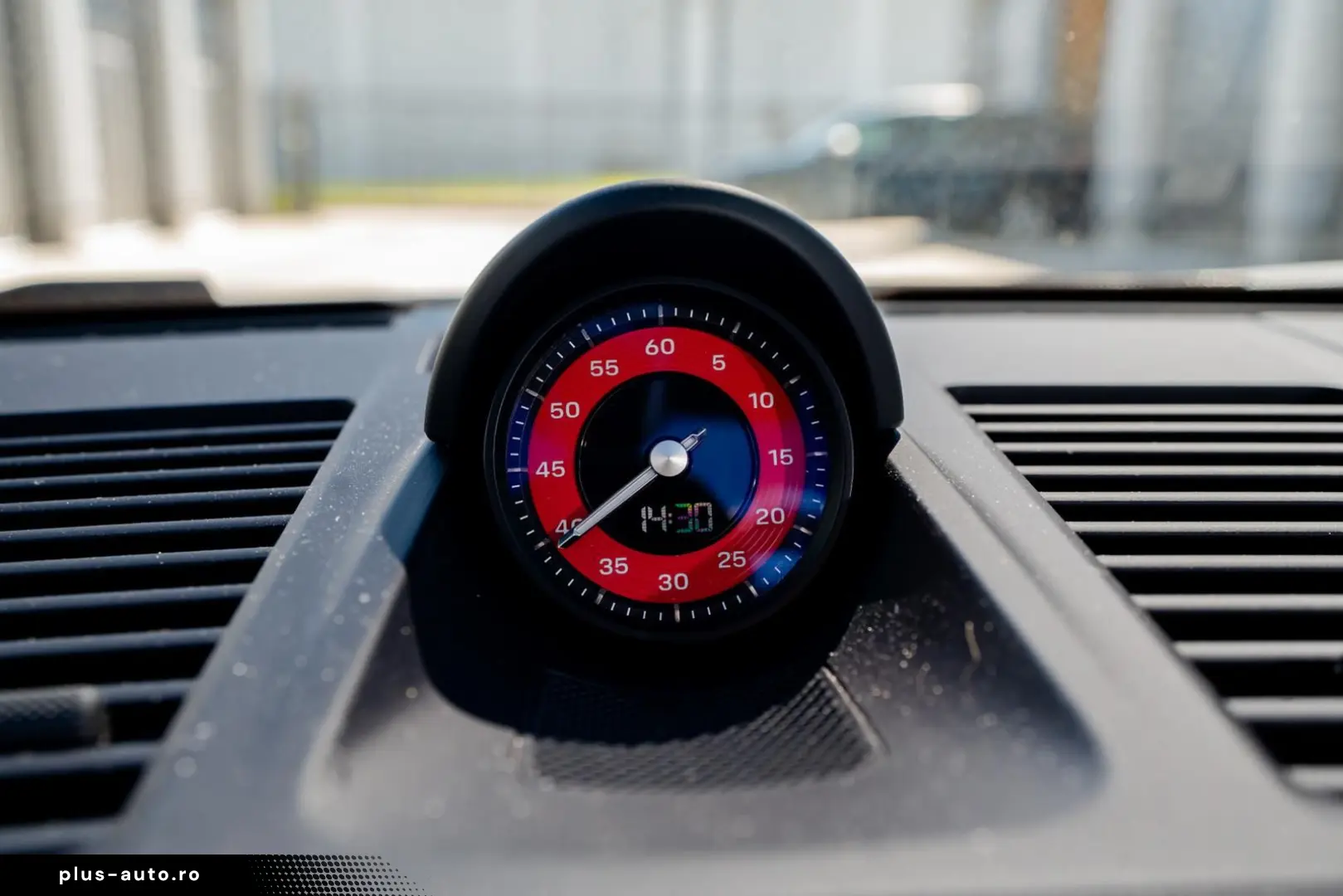 PORSCHE 992.1 Carrera 4 GTS Cabrio   Lift   Bose   18 W