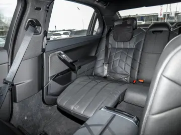 BMW 740d xDr MSp ExecLounge SkyLounge TV Massage Ventil