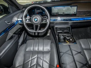 BMW 740d xDr MSp ExecLounge SkyLounge TV Massage Ventil