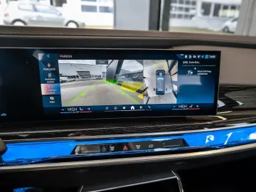 BMW 740d xDr MSp ExecLounge SkyLounge TV Massage Ventil