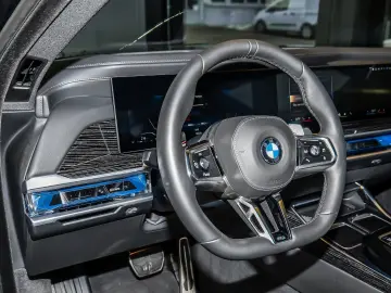 BMW 740d xDr MSp ExecLounge SkyLounge TV Massage Ventil