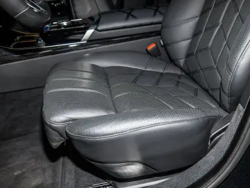 BMW 740d xDr MSp ExecLounge SkyLounge TV Massage Ventil