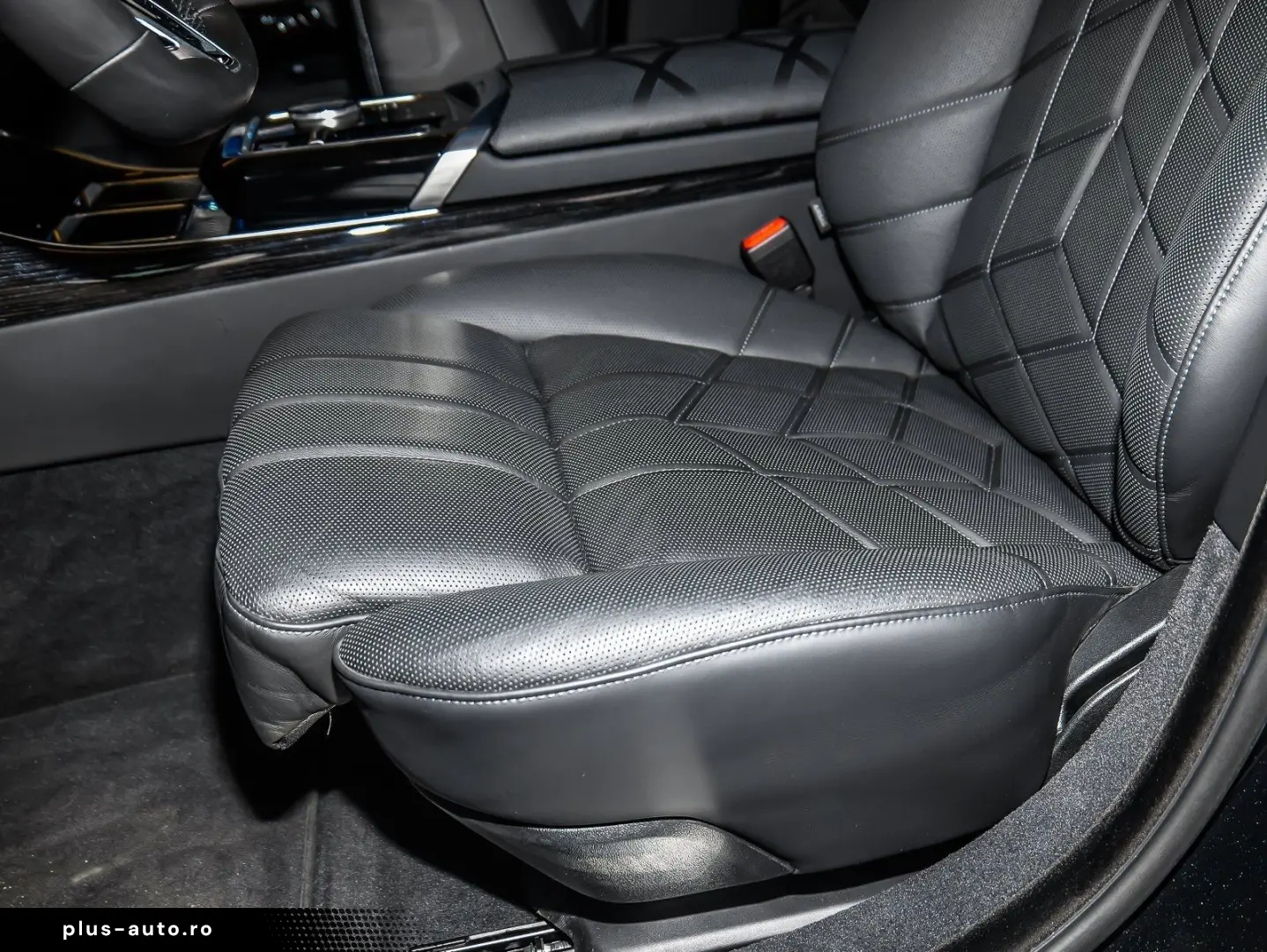 BMW 740d xDr MSp ExecLounge SkyLounge TV Massage Ventil