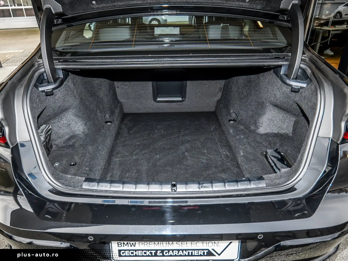 BMW 740d xDr MSp ExecLounge SkyLounge TV Massage Ventil