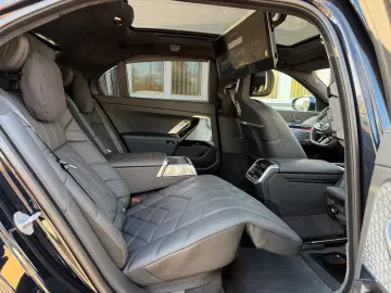 BMW 750 e xDr MSp ExecLounge SkyLounge TV SoftClose Massage