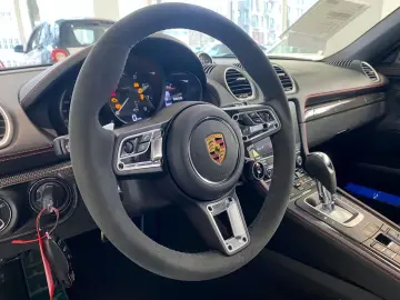 Porsche Boxster 718 Boxster Spyder 2.0 !