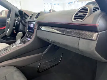 Porsche Boxster 718 Boxster Spyder 2.0 !