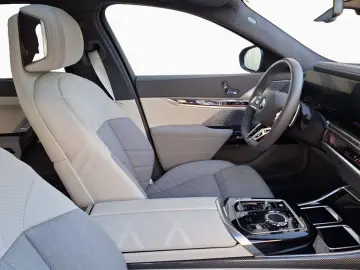 BMW 740d xDr MPro Cashmere ExecLoun SkyLoun TV Massag Ventil