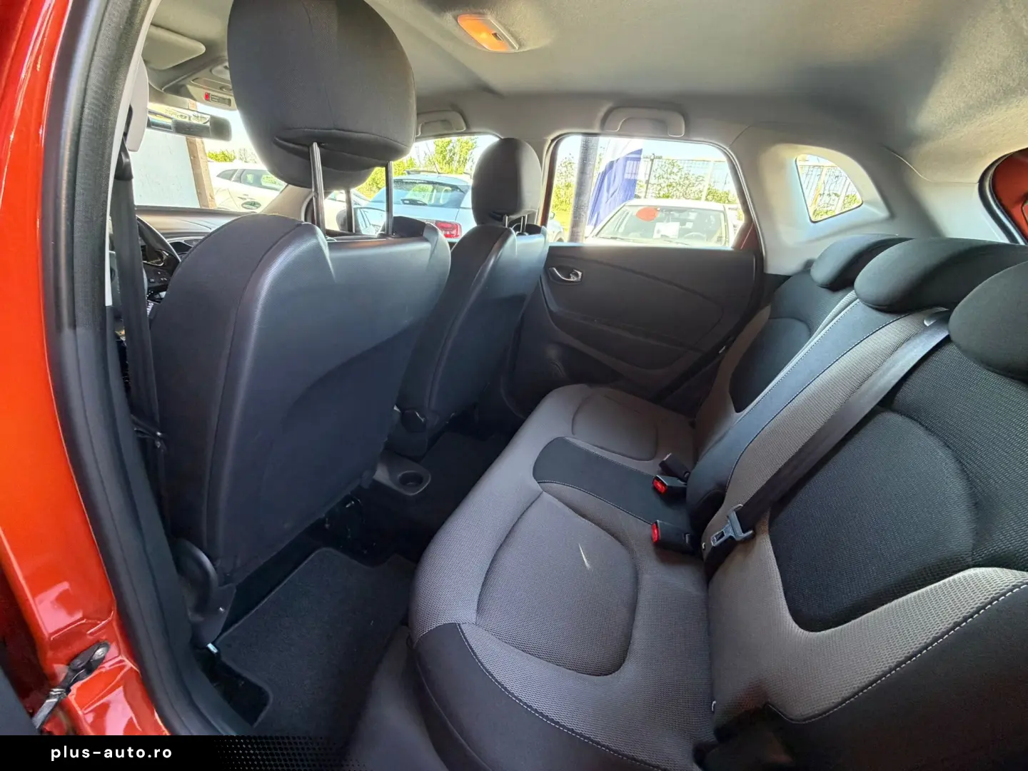 Renault Captur 1.5 dCi 90 CP   Garantie   Rate