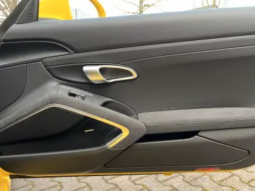 Porsche Boxster 718 Boxster GTS 4.0 PDK SportDesign