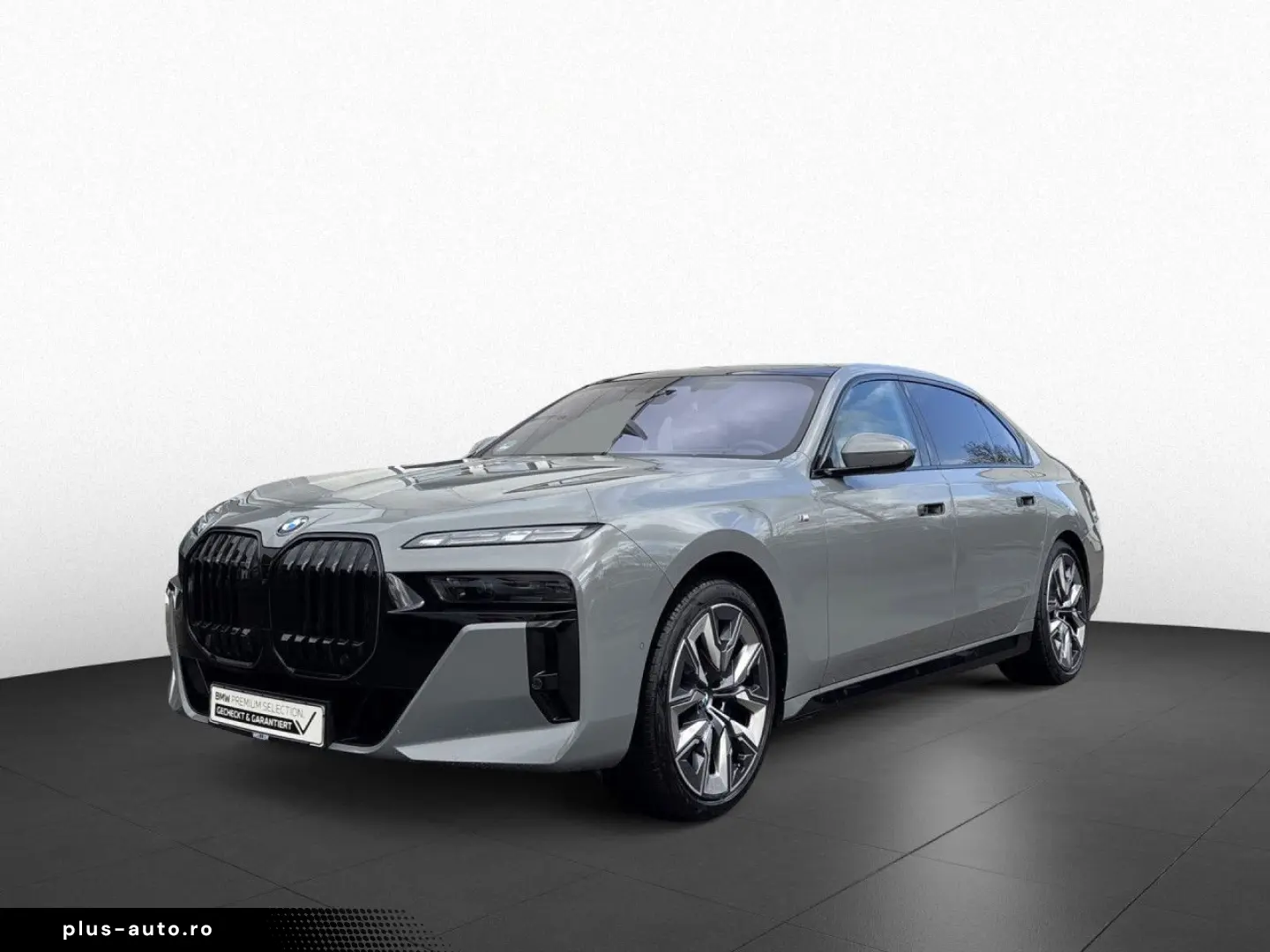 BMW 740d MPro Individual ExecLoun SkyLoun TV SoftClo Massage