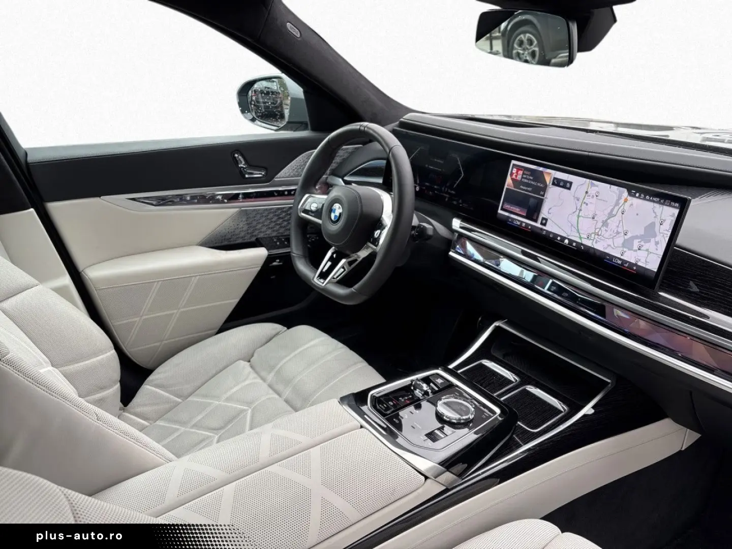 BMW 740d MPro Individual ExecLoun SkyLoun TV SoftClo Massage