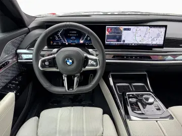 BMW 740d MPro Individual ExecLoun SkyLoun TV SoftClo Massage