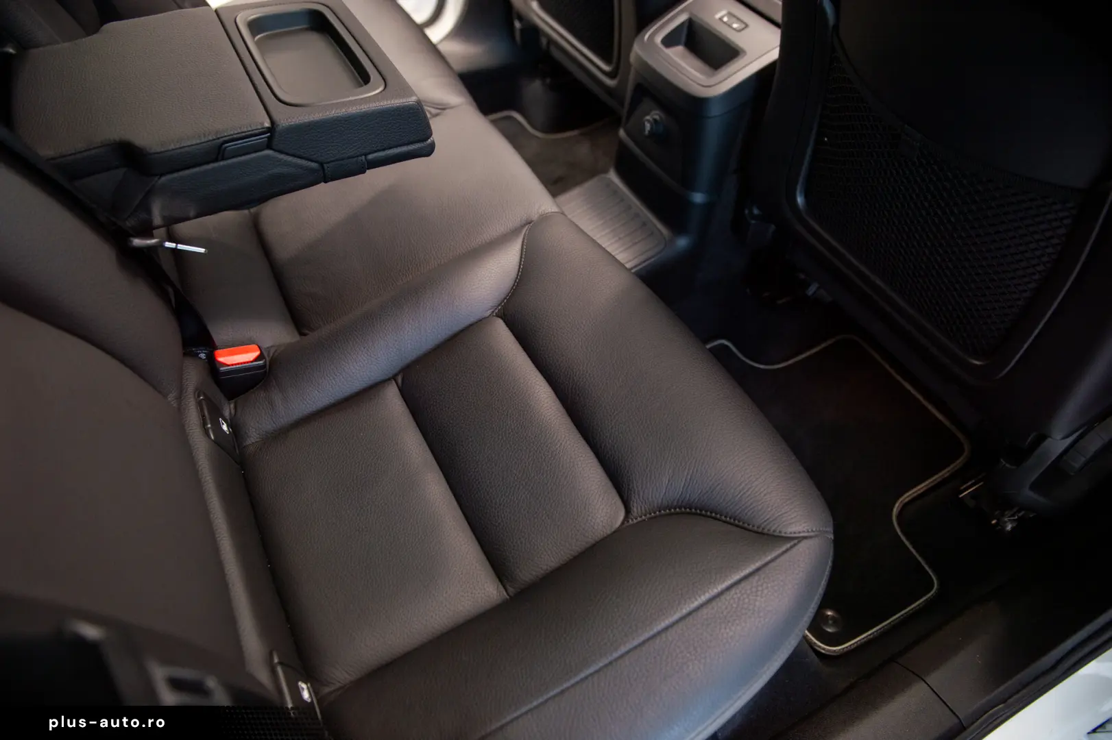 Volvo XC60 T8 R-Design