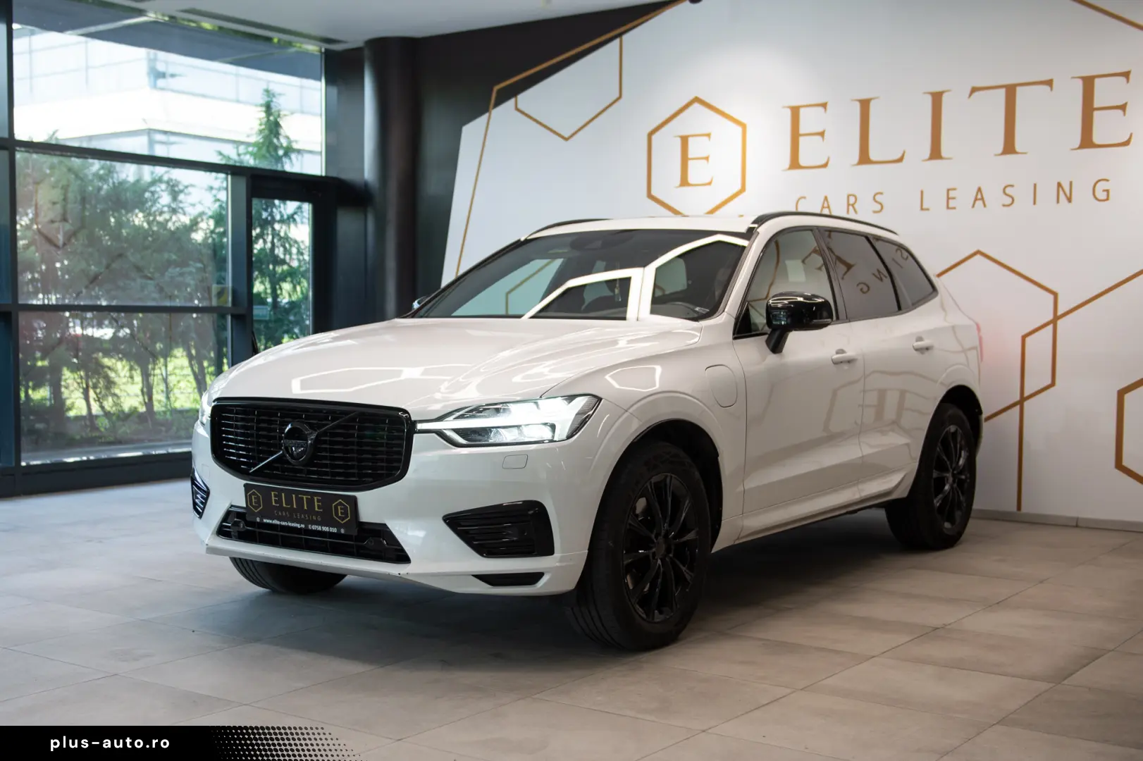 Volvo XC60 T8 R-Design