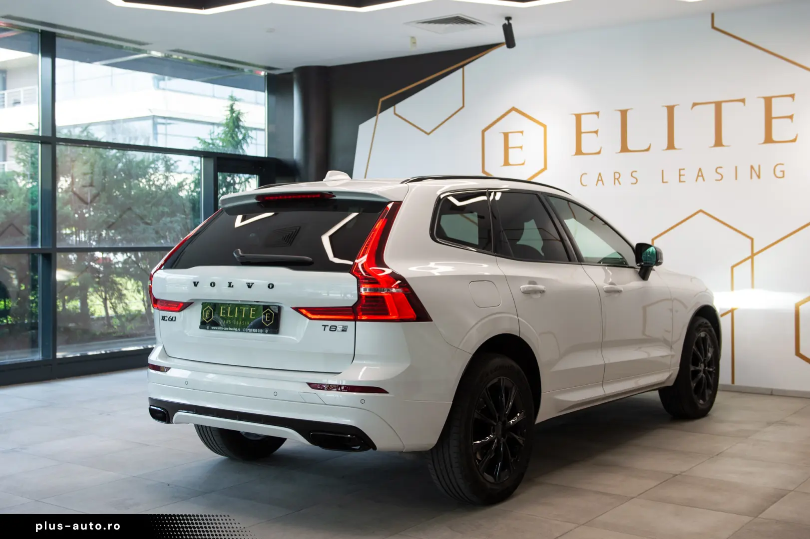 Volvo XC60 T8 R-Design