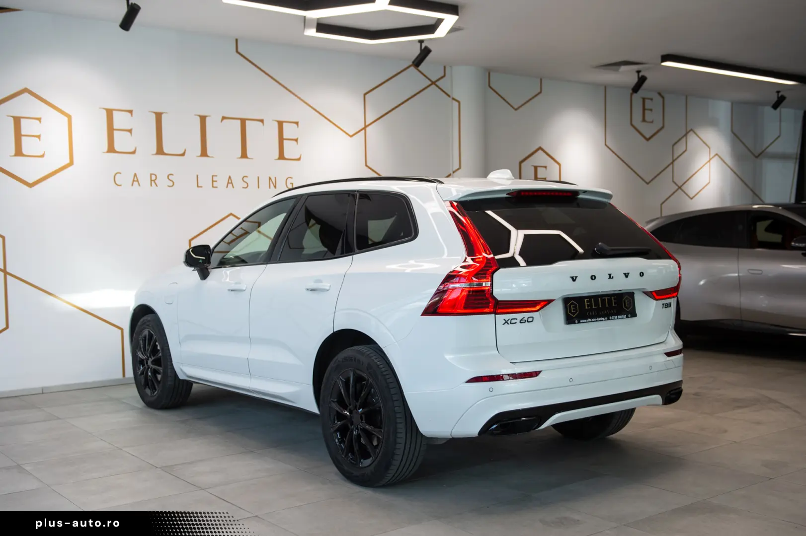 Volvo XC60 T8 R-Design