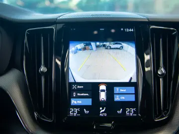 Volvo XC60 T8 R-Design