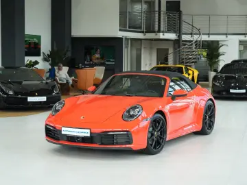 PORSCHE 992 SPORT-CHRONO SPORTABGAS MATRIX 14-WEGE BOSE