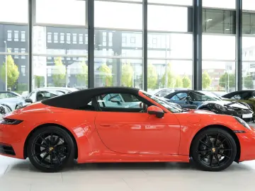 PORSCHE 992 SPORT-CHRONO SPORTABGAS MATRIX 14-WEGE BOSE