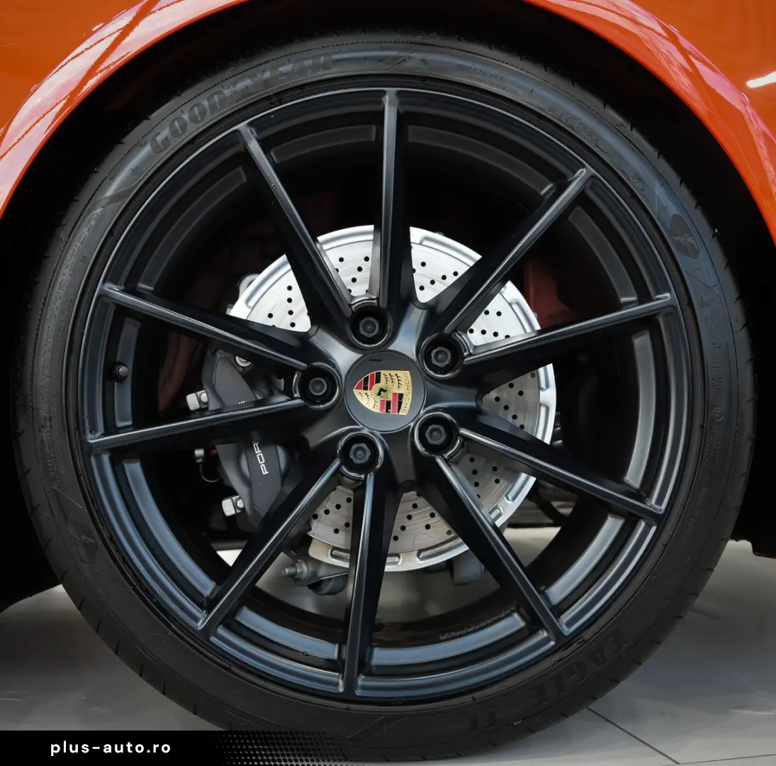 PORSCHE 992 SPORT-CHRONO SPORTABGAS MATRIX 14-WEGE BOSE