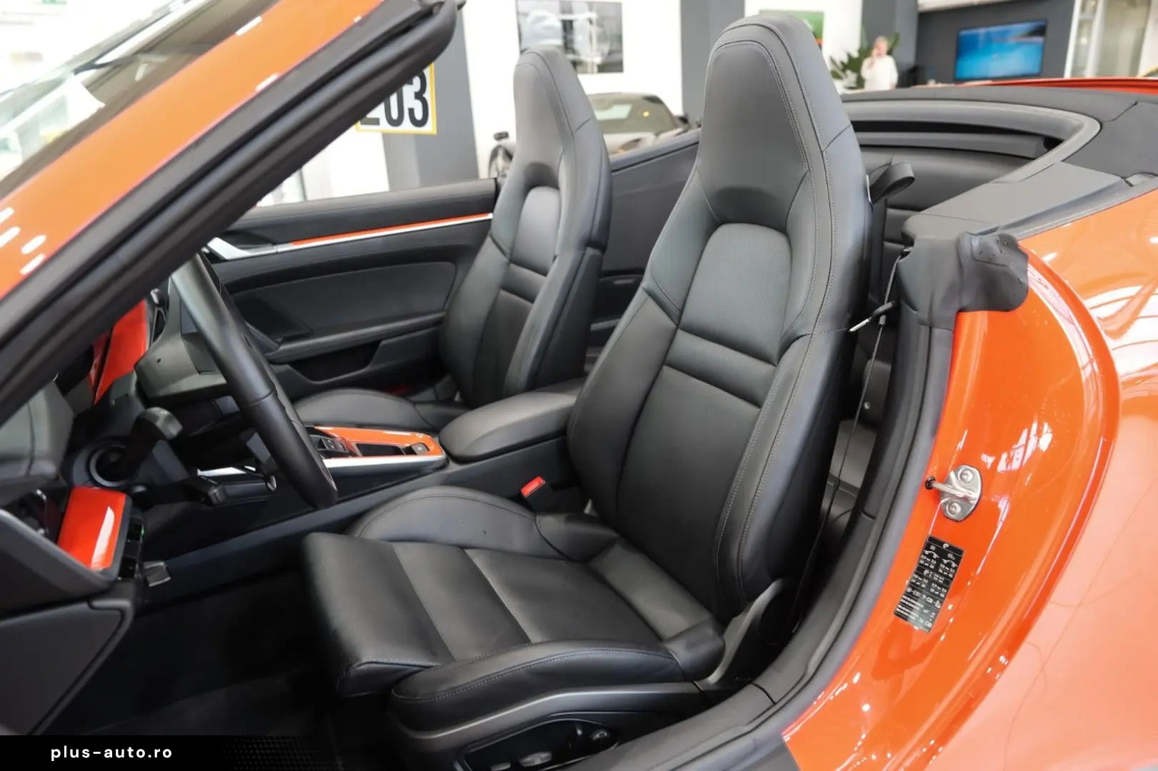 PORSCHE 992 SPORT-CHRONO SPORTABGAS MATRIX 14-WEGE BOSE