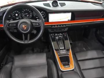 PORSCHE 992 SPORT-CHRONO SPORTABGAS MATRIX 14-WEGE BOSE