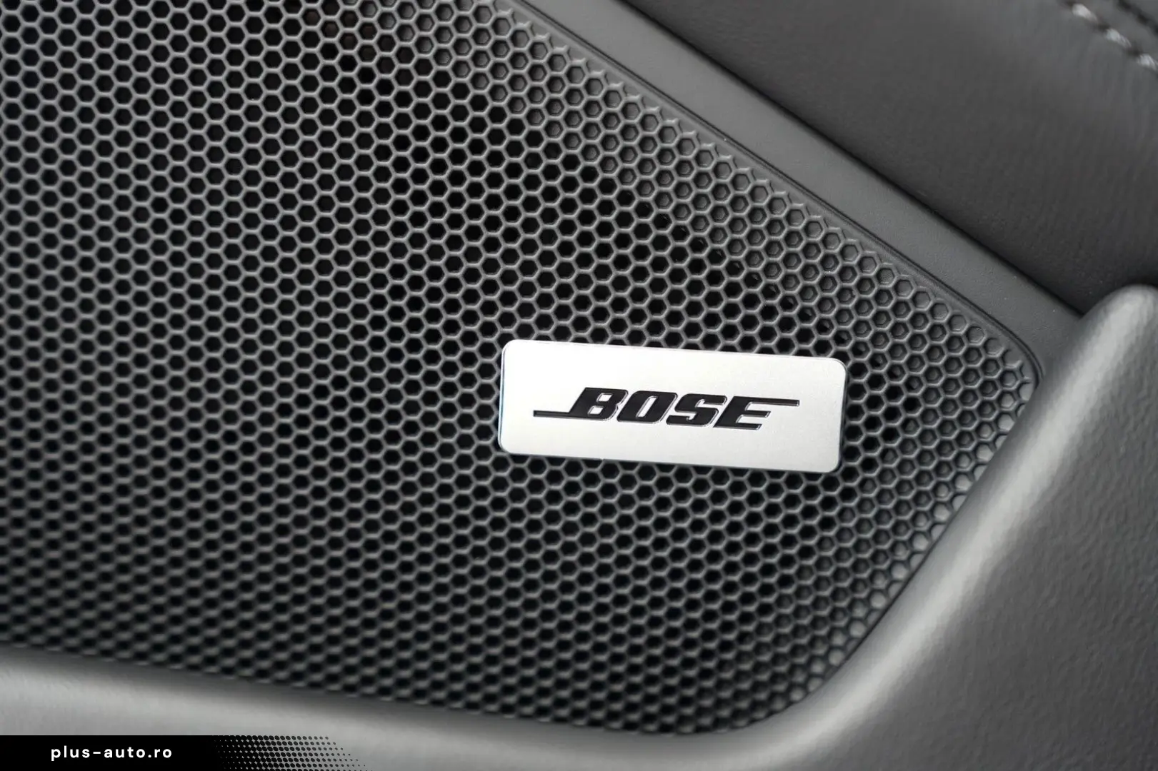 PORSCHE 992 SPORT-CHRONO SPORTABGAS MATRIX 14-WEGE BOSE