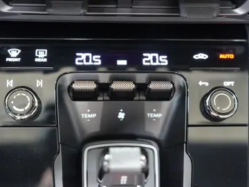 PORSCHE 992 SPORT-CHRONO SPORTABGAS MATRIX 14-WEGE BOSE