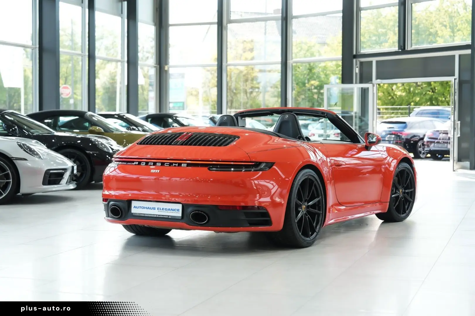 PORSCHE 992 SPORT-CHRONO SPORTABGAS MATRIX 14-WEGE BOSE