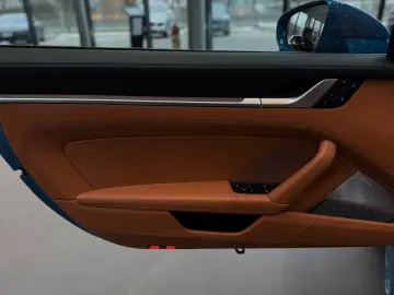 Porsche 992 Targa 4S Burmester Clubleder