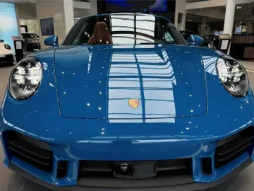 Porsche 992 Targa 4S Burmester Clubleder